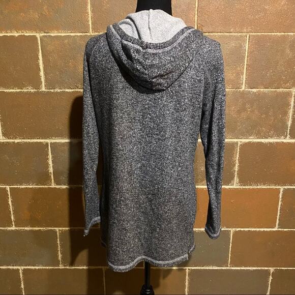 Panther Distillery MN Hooded Sweatshirt Graphic Top Women's M Medium - Picture 5 of 8
